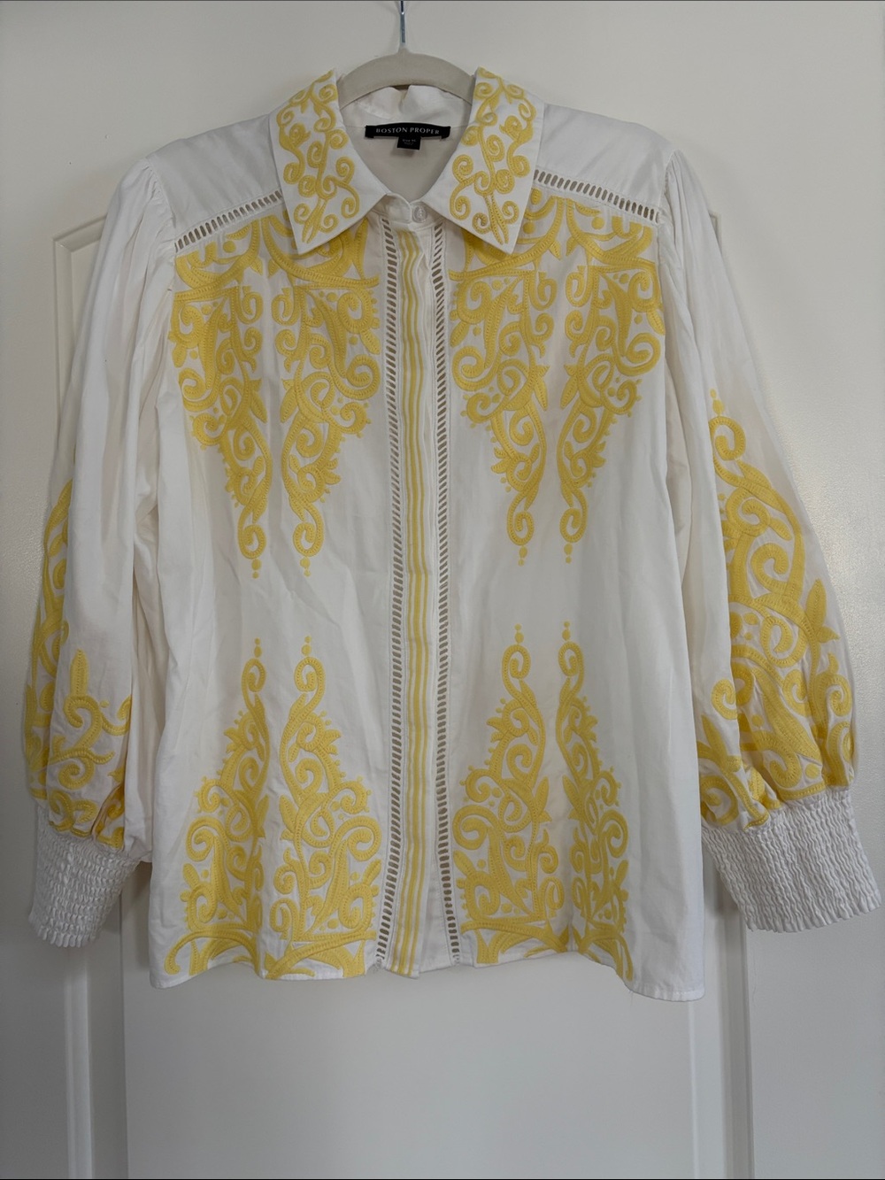 Boston Proper White‎ Cotton Button-Front Blouse with Yellow Embroidery, XL